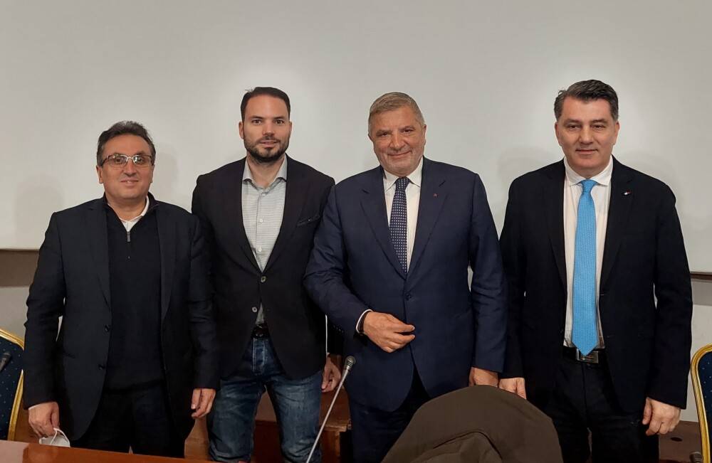 ΝΕΟΣ ΠΡΟΕΔΡΟΣ ΤΟΥ  ΠΕΡΙΦΕΡΕΙΑΚΟΥ ΣΥΜΒΟΥΛΙΟΥ ΕΞΕΛΕΓΗ Ο Γ. ∆ΗΜΟΠΟΥΛΟΣ