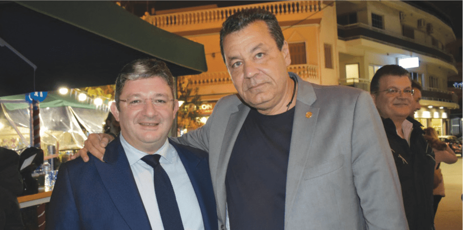 Και ο ∆ήμαρχος Φυλής Χρήστος Παππούς, τα εγκαίνια του πολιτικού γραφείου του Μανώλη Χριστοδουλάκη