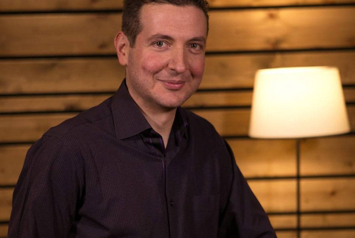 Παρέα με κορυφαίους τραγουδιστές η συμμετοχή του “δικού μας” Νίκου Μπουρνέλη στο νέο άλμπουμ του Πάνου Μαλαχιά