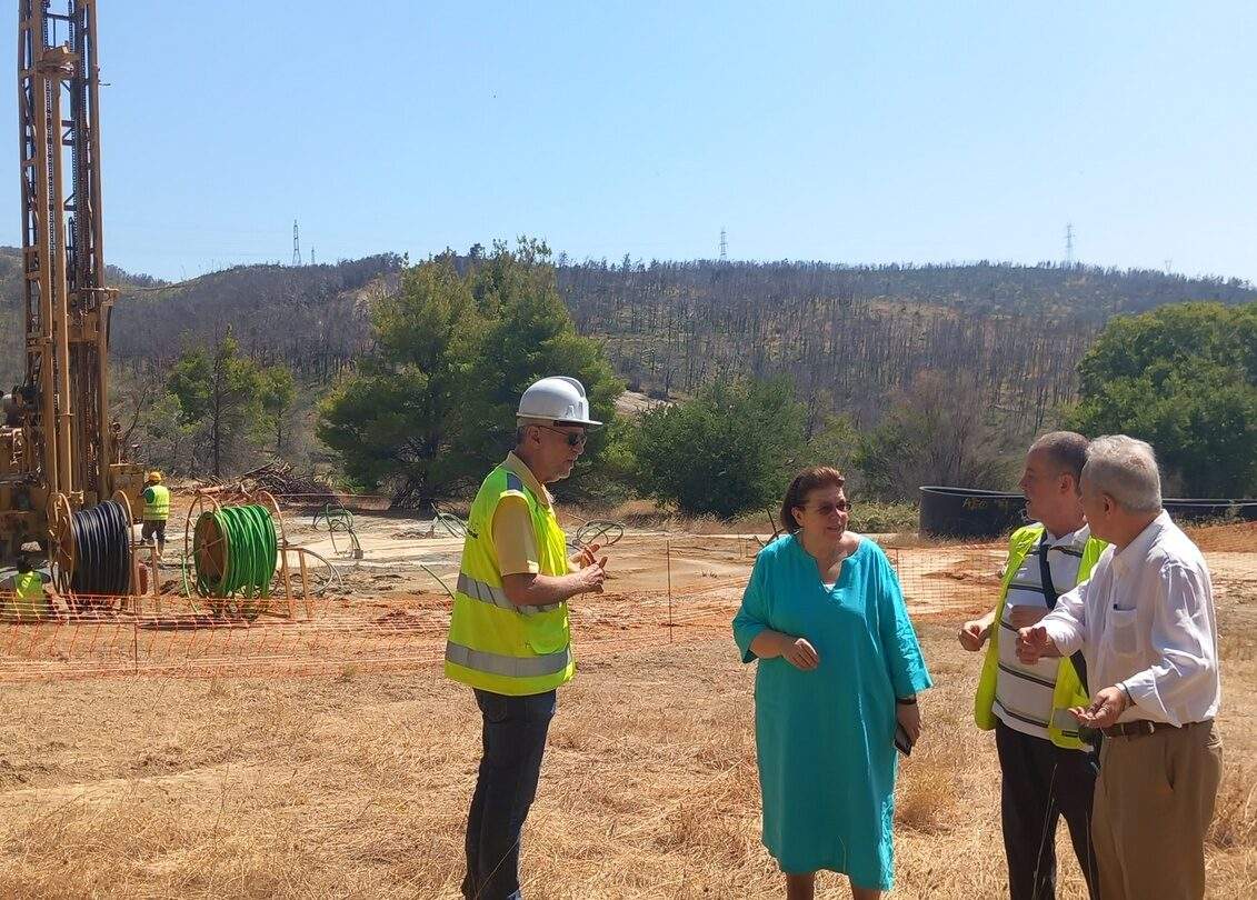 Αυτοψία της Υπουργού Πολιτισμού Λίνας Μενδώνη στα έργα αποκατάστασης των Ανακτόρων στο Τατόι