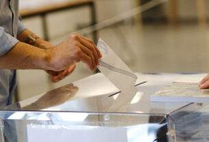 Εν Αχαρνές, προεκλογικές εκτιμήσεις… (της Μαρίας Χατζηδάκη Βαβουρανάκη)