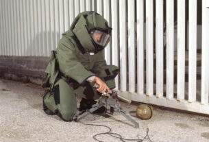 Εκρηκτικός μηχανισμός έξω από σπίτι στο Μενίδι – Εξουδετερώθηκε από το ΤΕΕΜ