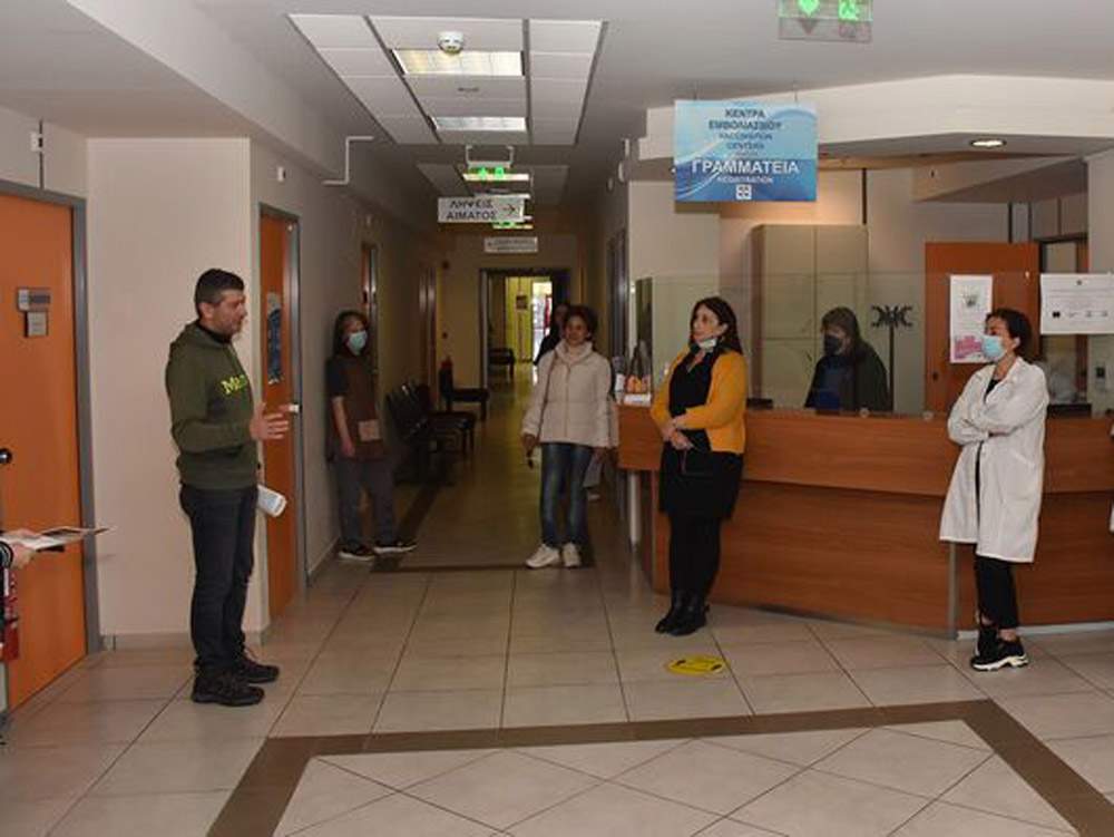 Επίσκεψη αντιπροσωπείας του ΚΚΕ, με επικεφαλής τον Χρ. Τσοκάνη, στο ΚΥ Αχαρνών