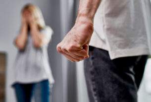 2260  περιστατικά  διαχειρίστηκαν τα Γραφεία Α. Ε. Βίας σε Αχαρνές και Περιστέρι από το 2021 ως και το πρώτο τρίμηνο του 2024.