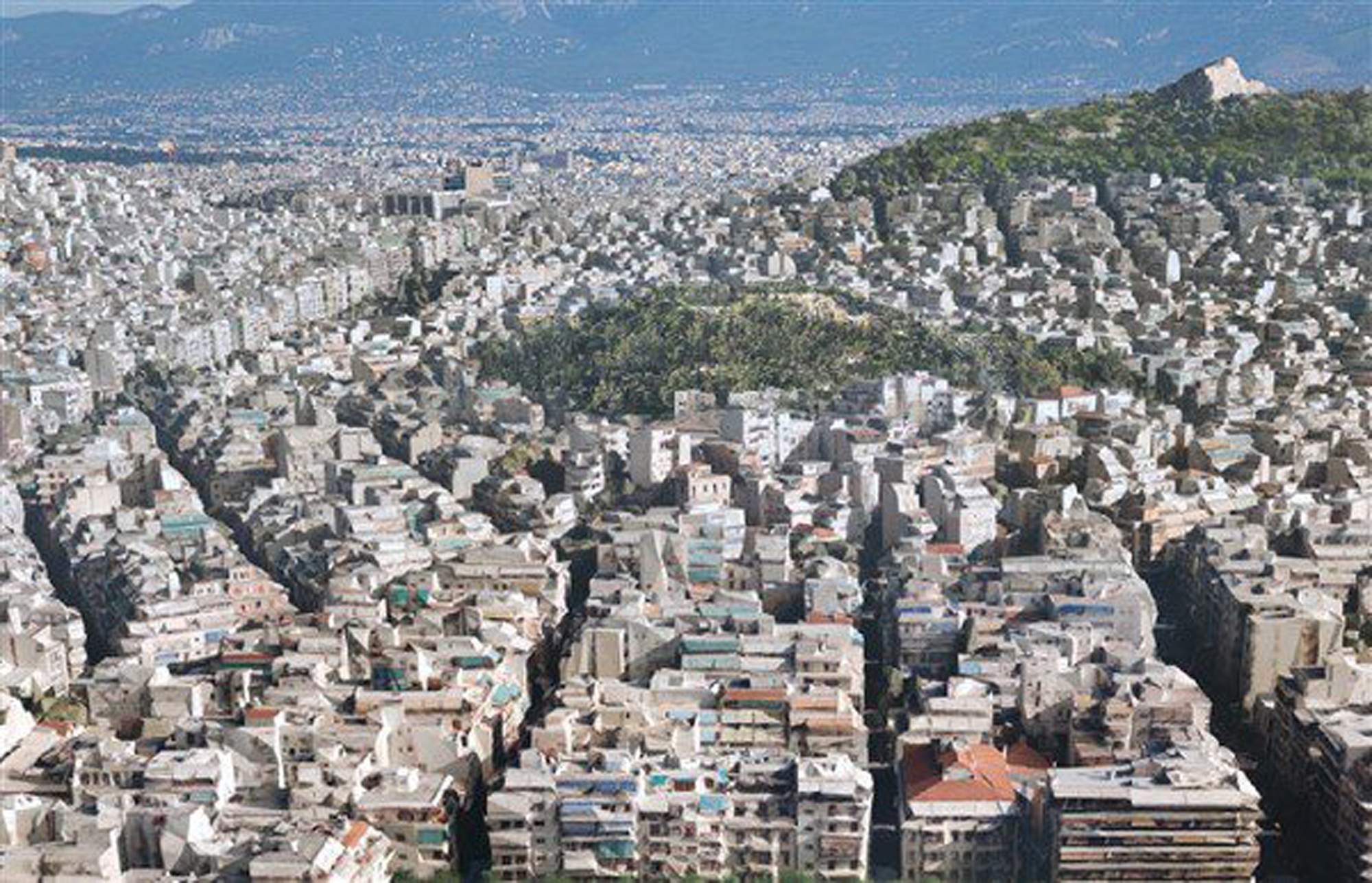 Αθήνα : Επιβολή μερικής αναστολής έκδοσης αδειών  για 2 χρόνια