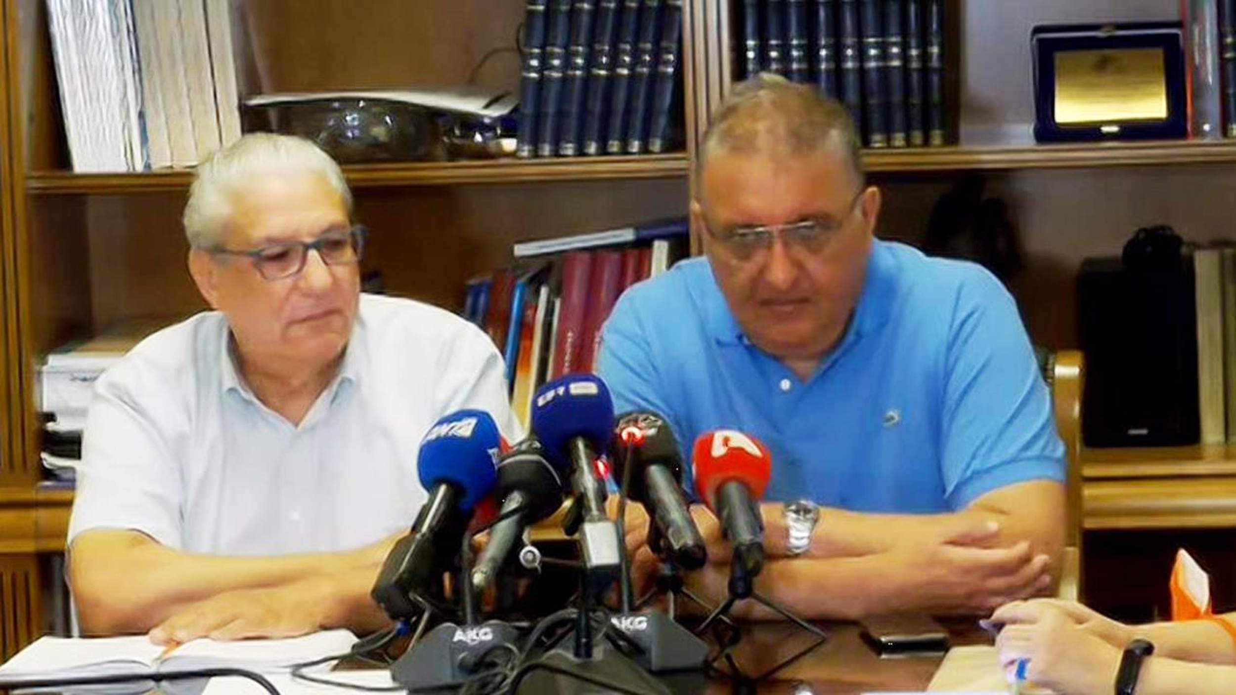 Τέλος οι ηλεκτρονικές συνταγές Παρασκευή και Δευτέρα  – Εξαδάκτυλος: Χωρίς απειλές, δεν θα υπήρχε πρόβλημα