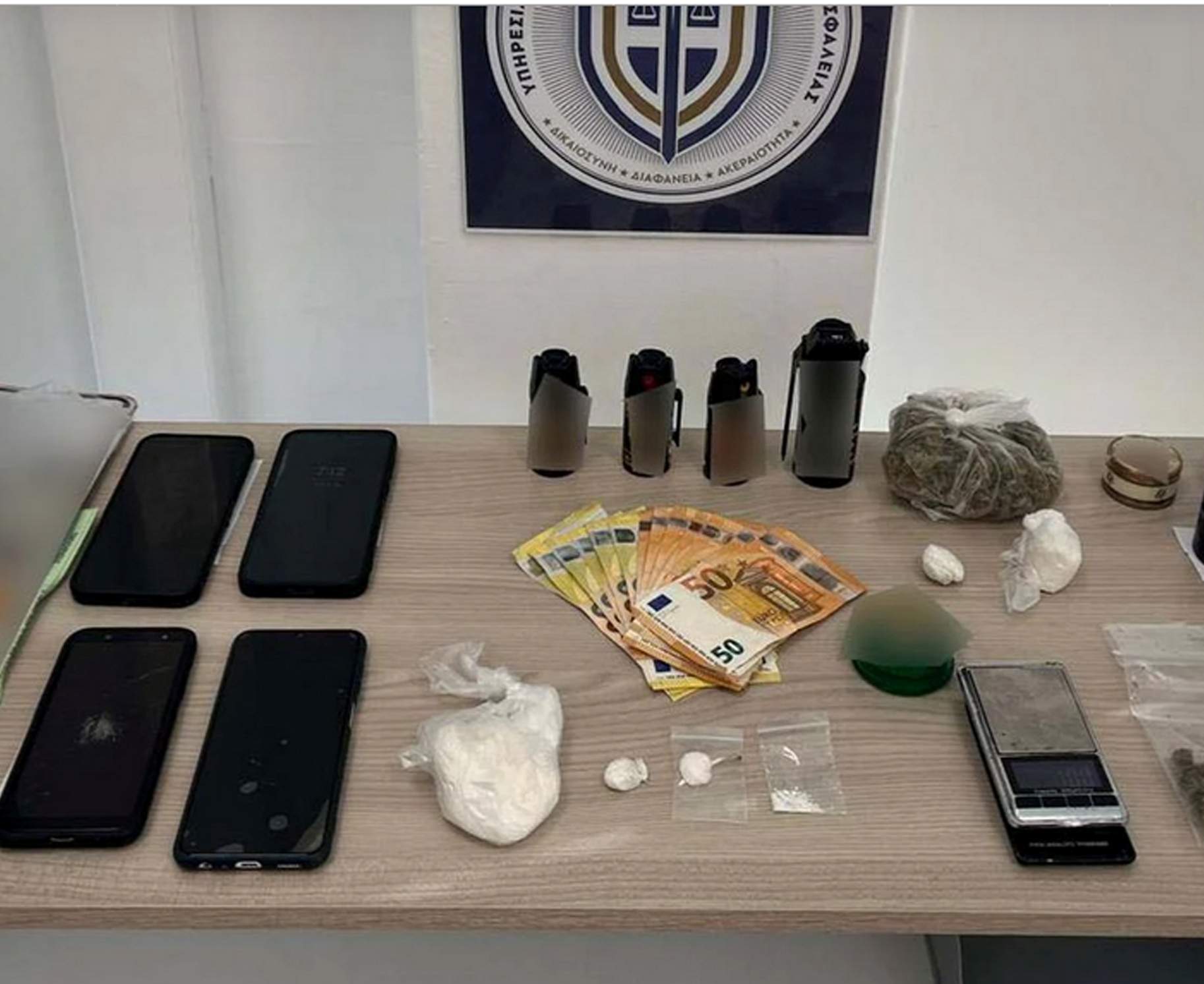 Στη «φάκα» για διακίνηση κοκαΐνης και κάνναβης Υπαρχιπυροσβέστης και πρώην αστυνομικός!
