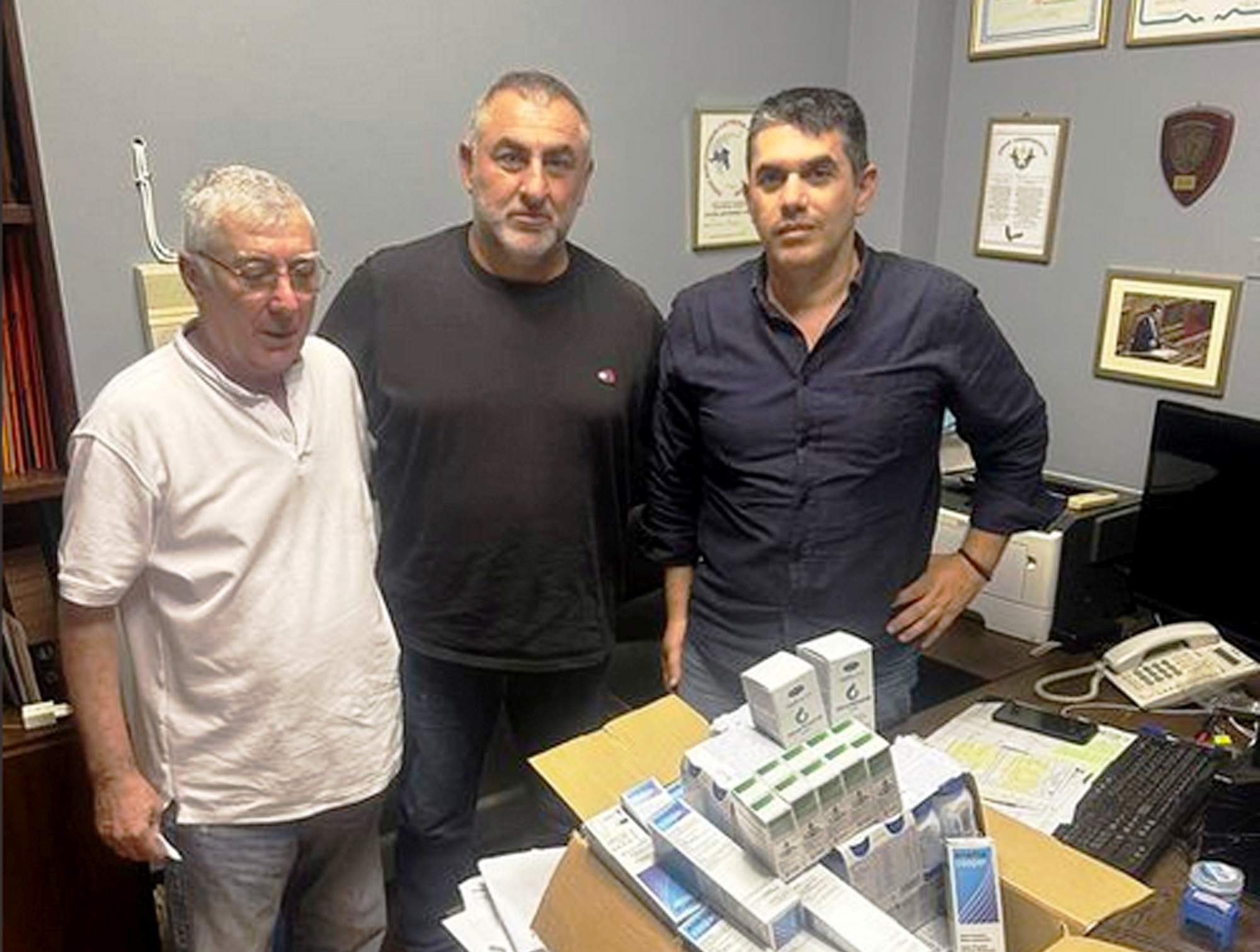 Ευχαριστήριο  Αντιδημάρχου Πολιτικής Προστασίας  Γιώργου Σιδηρόπουλου, σε Στέλιο Φωτόπουλο και Κρικόρ Τσακιτζιάν, για τις προσφορές των.