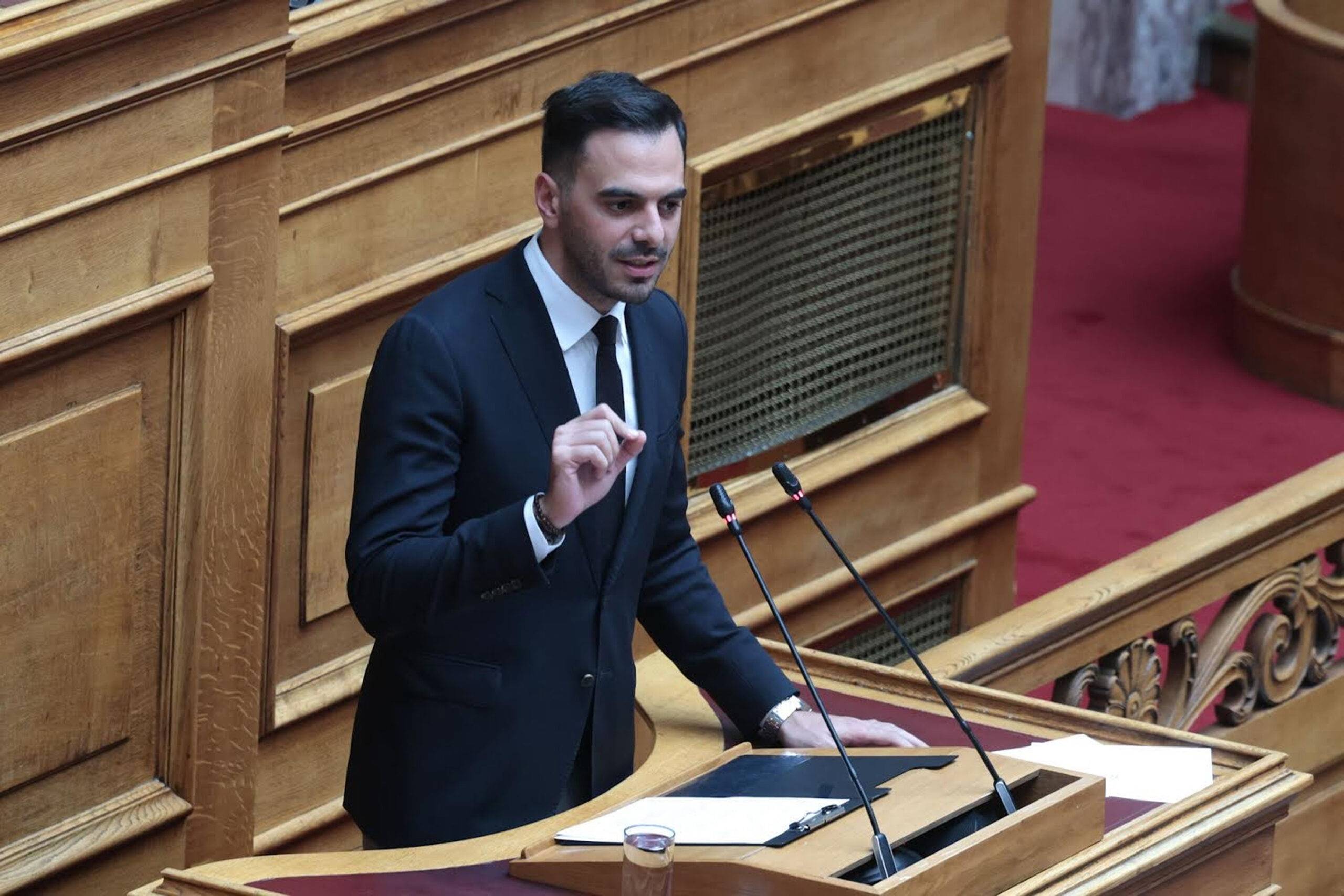 Μανώλης Χριστοδουλάκης στη Βουλή: «Συγκέντρωση αρμοδιοτήτων στο Υπουργείο, αποκέντρωση ευθυνών στους Δήμους»