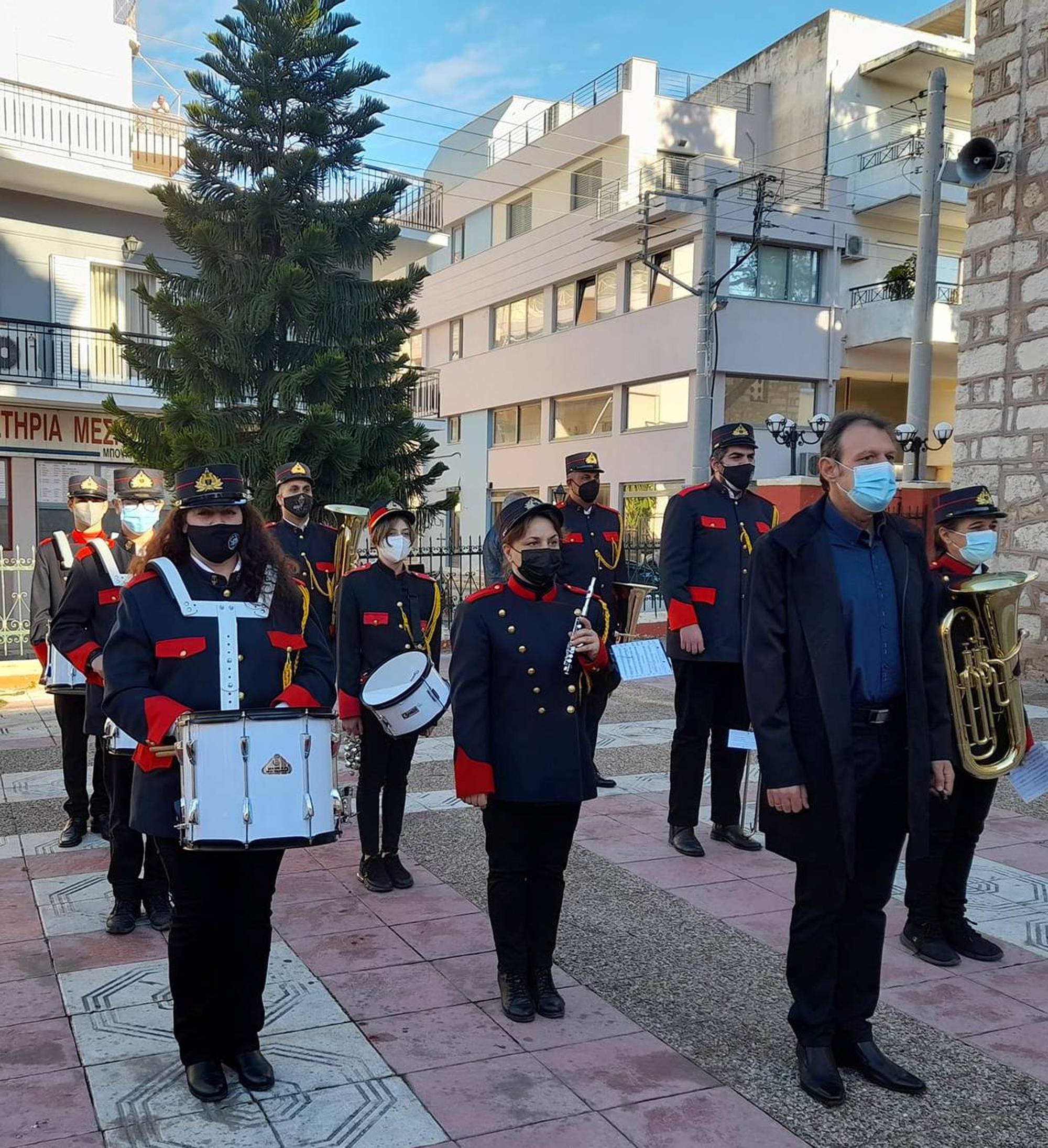 Απλήρωτοι για 17 μήνες πρώην Μουσικοί  της Φιλαρμονικής  του Δήμου Αχαρνών. Νέου τύπου δυσφήμησης  του Δήμου μας στο Πανελλήνιο!!!
