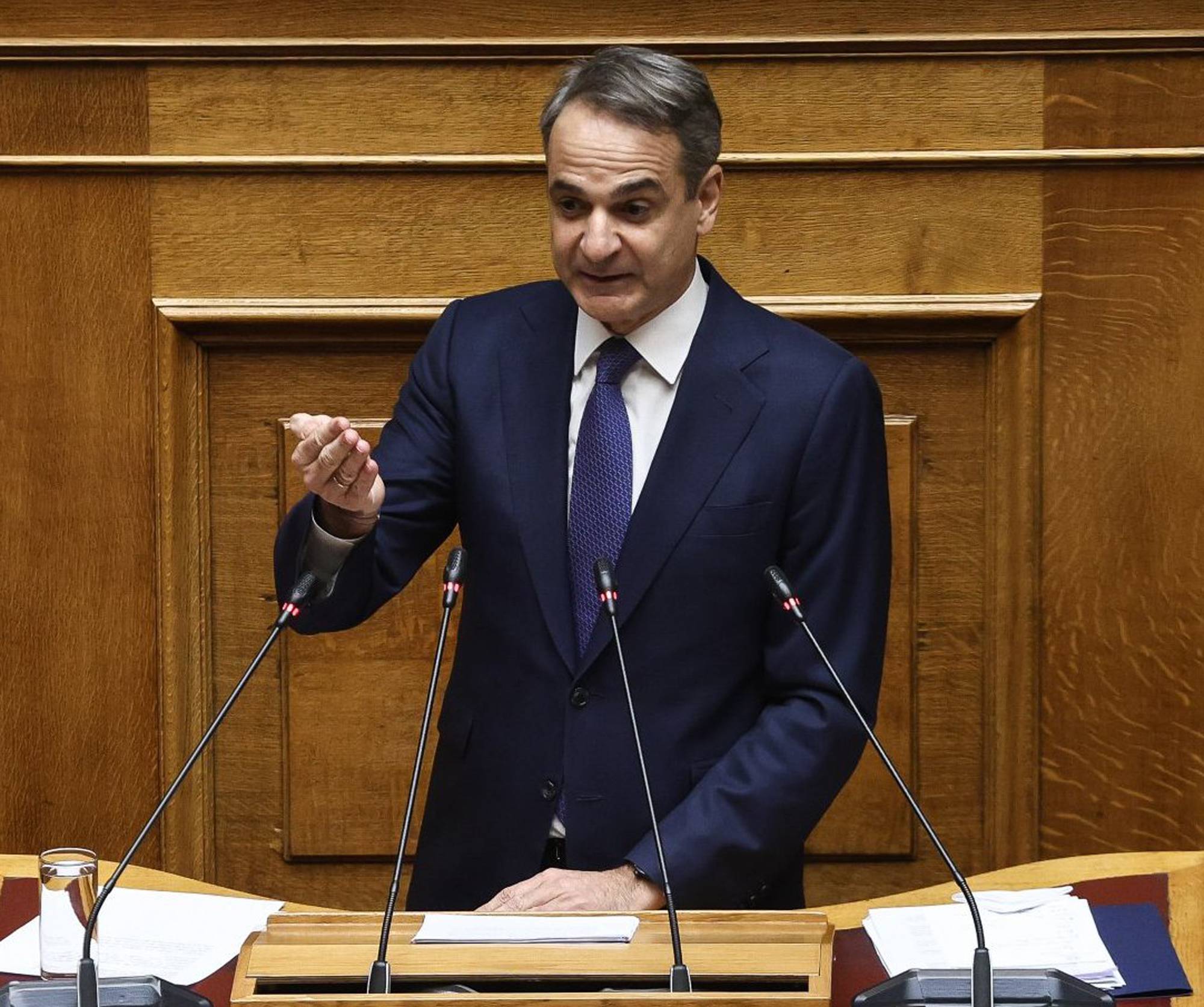 Όλα τα μέτρα που ανακοίνωσε ο πρωθυπουργός από το βήμα της Βουλής