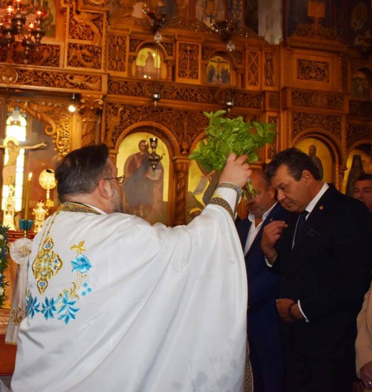 Με επισημότητα ο Αγιασμός των Υδάτων στα Άνω Λιόσια