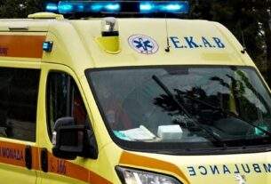 Σοκαριστικό τροχαίο στις Αχαρνές: Σοβαρά τραυματισμένοι τέσσερις νέοι.