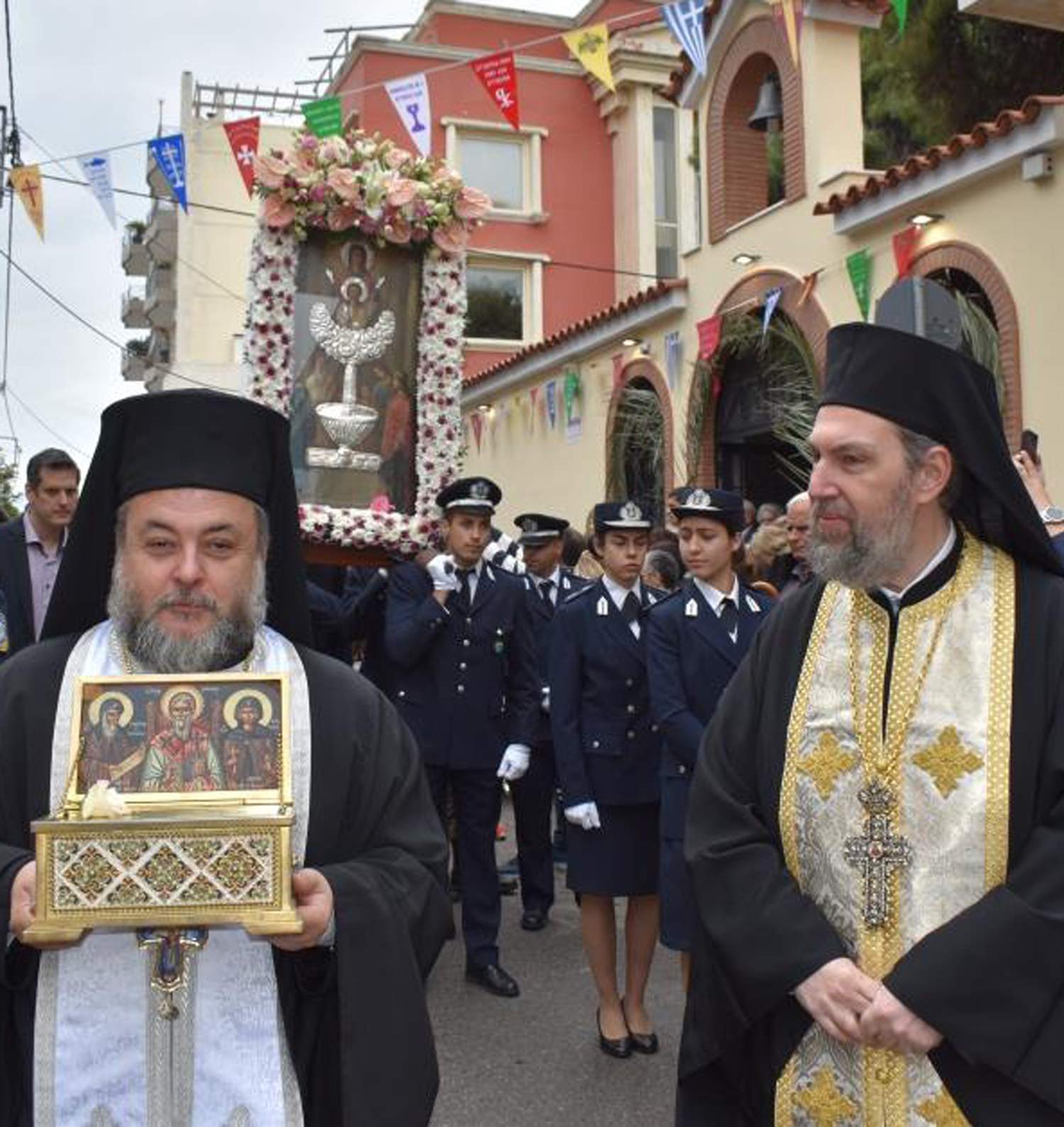 Δυνατή εκπροσώπηση του Δήμου Φυλής στην Μεγαλόπρεπη λιτάνευση της   Ζωοδόχου Πηγής του Δήμου Αχαρνών
