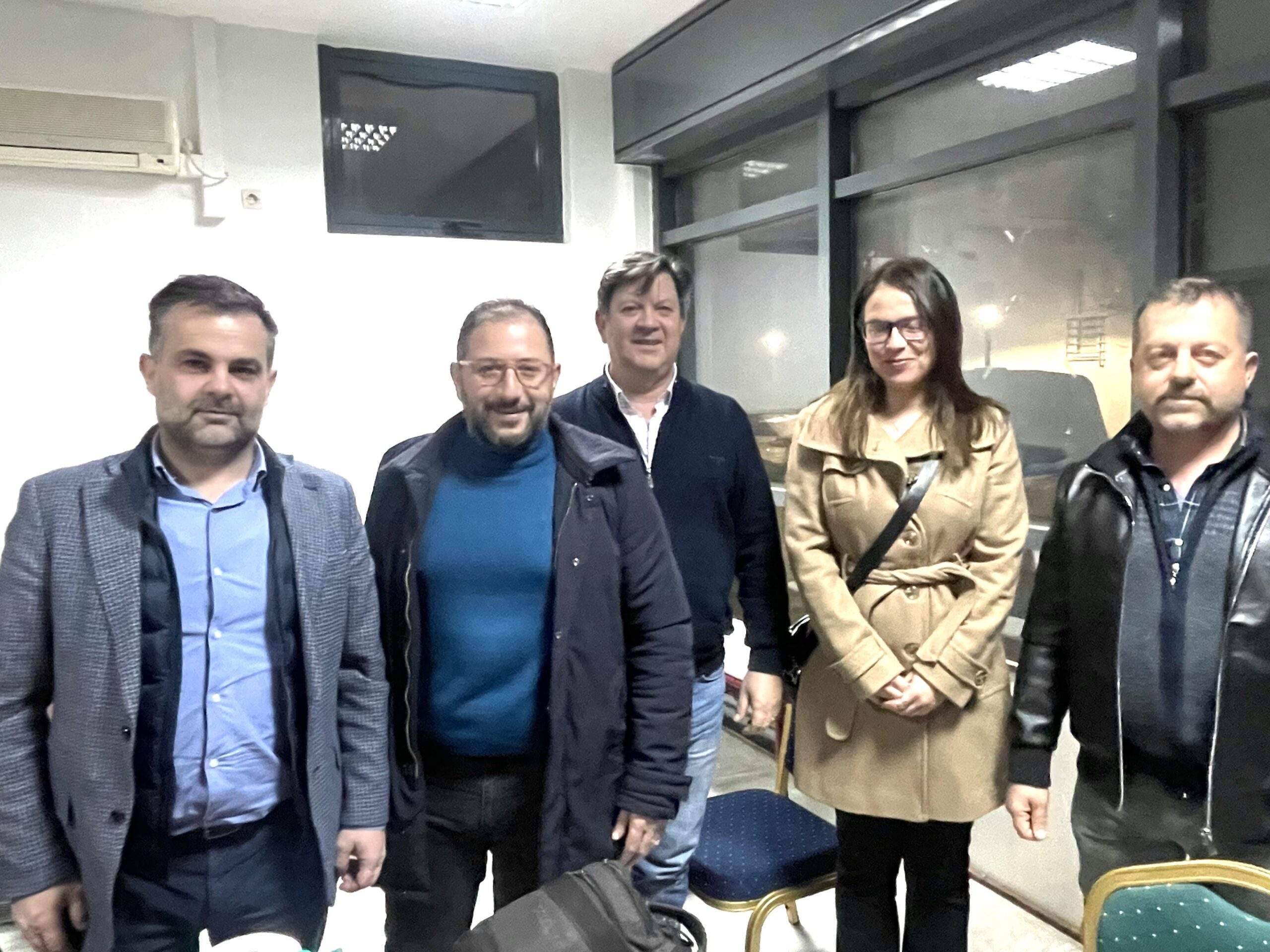 ΔΗΜΟΤΙΚΗ  ΠΑΡΑΤΑΞΗ  «ΑΞΙΑ ΓΙΑ ΤΗΝ ΠΟΛΗ ΜΑΣ» :  ΣΥΝΑΝΤΗΣΗ ΜΕ ΤΗΝ ΕΝΩΣΗ ΣΥΛΛΟΓΩΝ ΓΟΝΕΩΝ ΔΗΜΟΥ ΑΧΑΡΝΩΝ