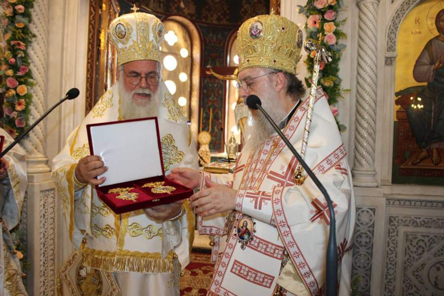 Ιερά Μητρόπολη Ιλίου : Θεία Λειτουργία στην 15η επέτειο από την εκλογή 5 Αρχιερέων.