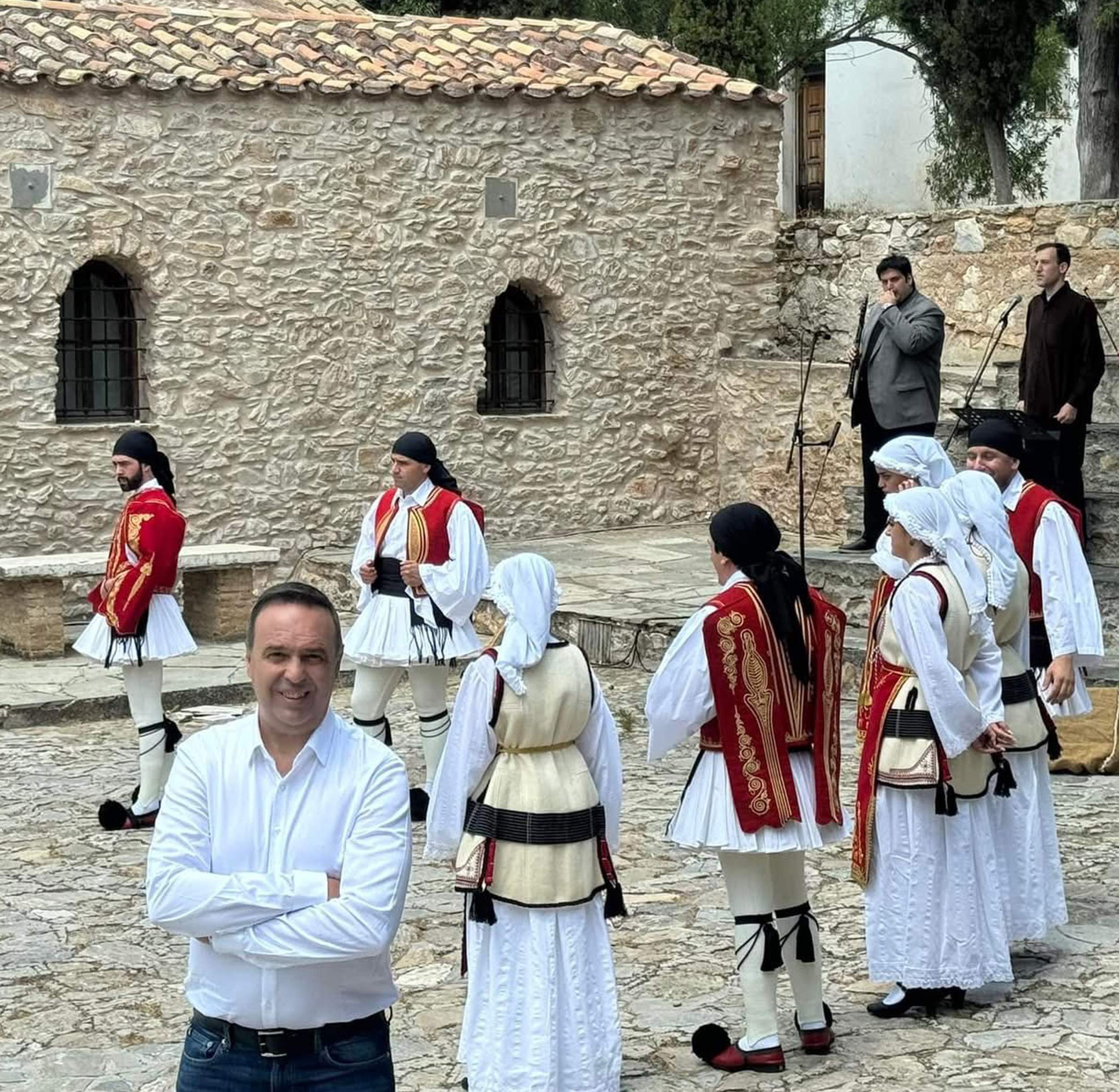 Χρήστος Μυλωνάς :  «ΑΠΟ ΤΟΠΟ..ΣΕ ΤΟΠΟ»  «Η ΠΑΝΑΓΙΑ ΣΤΗΝ ΠΑΡΑΔΟΣΗ»!!