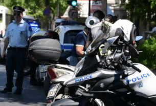 Τραγικός ο απολογισμός της Τροχαίας για τον Αύγουστο στην Αττική: 385 ατυχήματα, 14 νεκροί και σχεδόν 500 τραυματίες. Πάνω από 21.000 παραβάσεις καταγράφηκαν από την ΕΛ.ΑΣ.