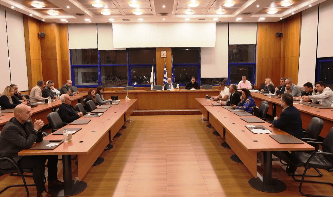 Η ΣΥΝΕΔΡΙΑΣΗ ΤΟΥ  ΔΗΜ. ΣΥΜΒΟΥΛΙΟΥ ΑΧΑΡΝΩΝ της 25ης  ΝΟΕΜΒΡΙΟΥ 2025.  Μεταξύ των θεμάτων και η απόφαση για τα Δημοτικά Τέλη 2026.