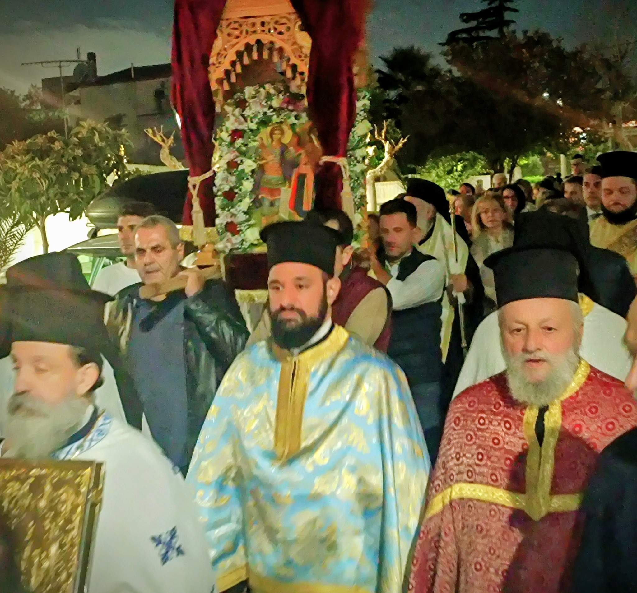 Με κατάνυξη ο Πανηγυρικός Εσπερινός των Παμμεγίστων Ταξιαρχών στον Δήμο Αχαρνών