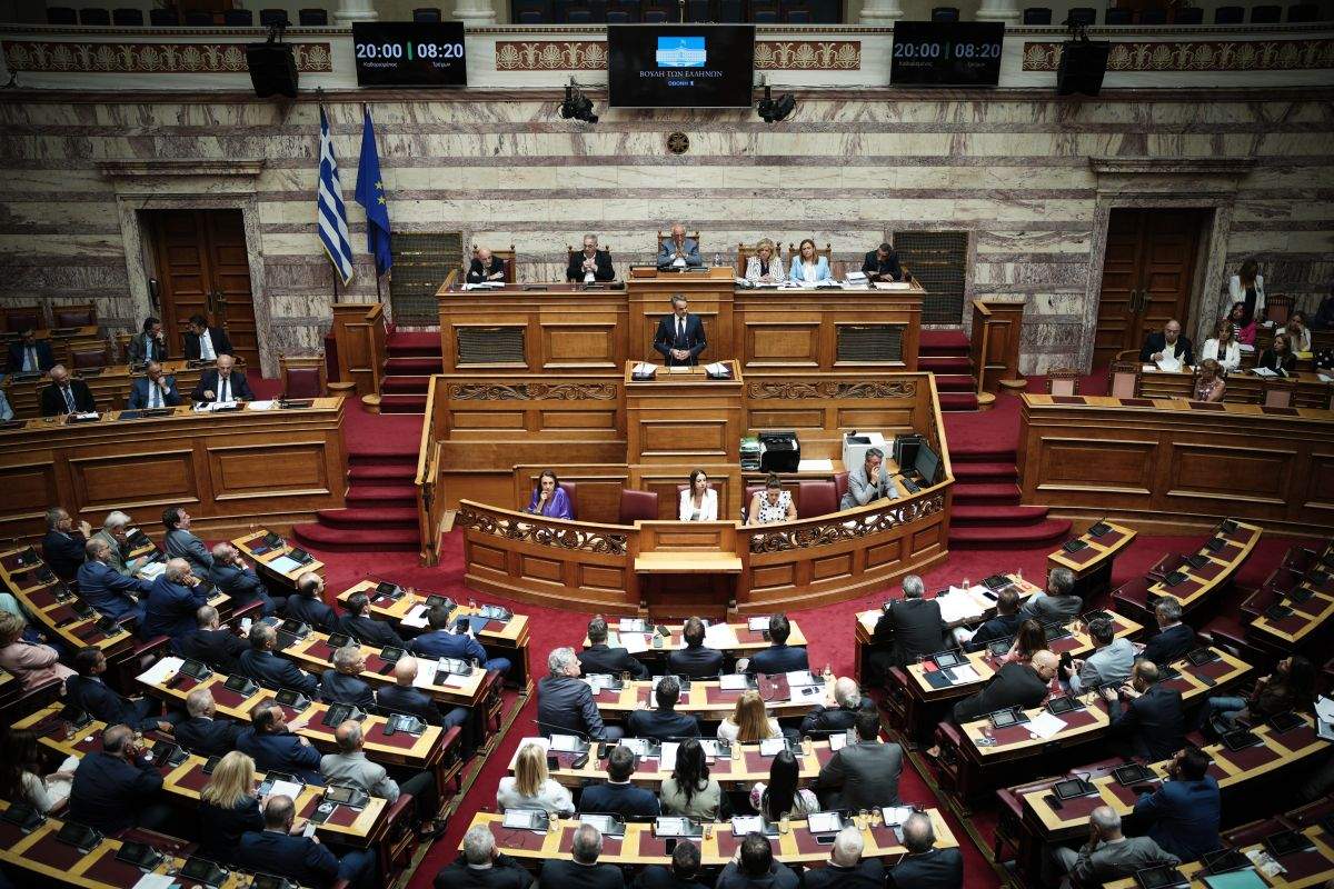 Βουλή: Ψηφίστηκε το φορολογικό νομοσχέδιο που είχε εξαγγελθεί στη ΔΕΘ.