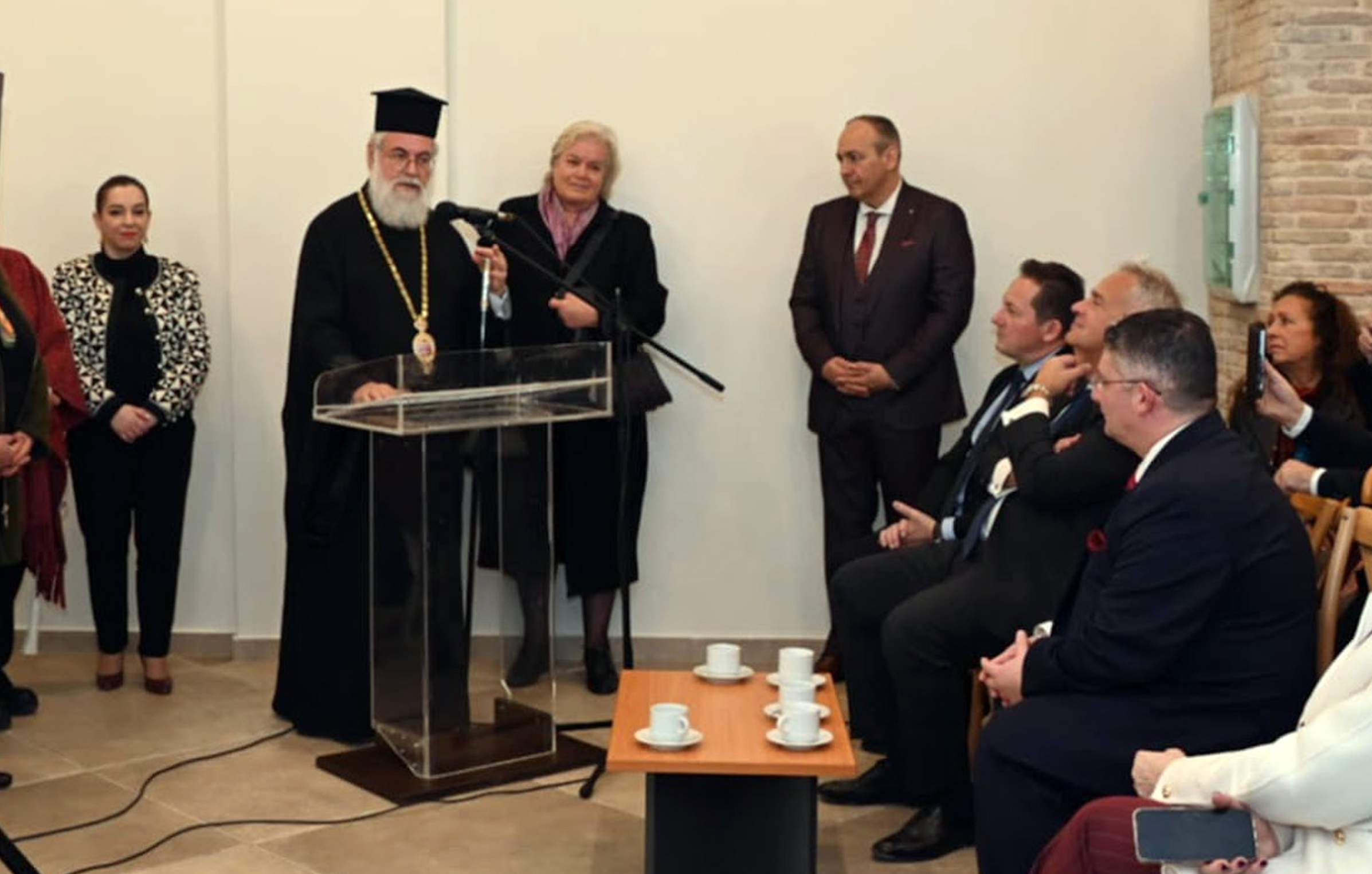 Η  τιμητική διάκριση της ΙΛΕΑ στον Μητροπολίτη κ. Αθηναγόρα