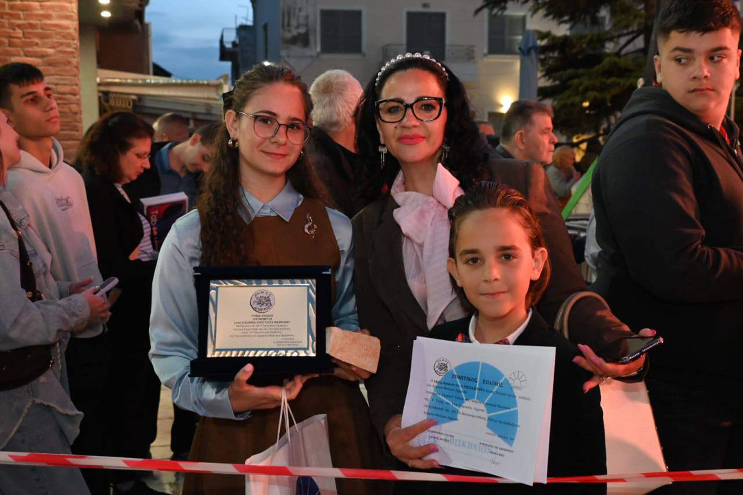 «Επιτυχής ολοκλήρωση του 15ου Μαθητικού Διαγωνισμού για το Αρχαίο Θέατρο Αχαρνών».