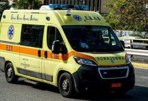 Τραγωδία στις Αχαρνές: Νταλίκα παρέσυρε και σκότωσε πεζή.