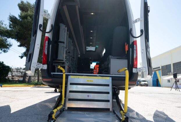 Δωρεάν μετακινήσεις για ΑμεΑ με 10 ειδικά διαμορφωμένα οχήματα της ΟΣΥ