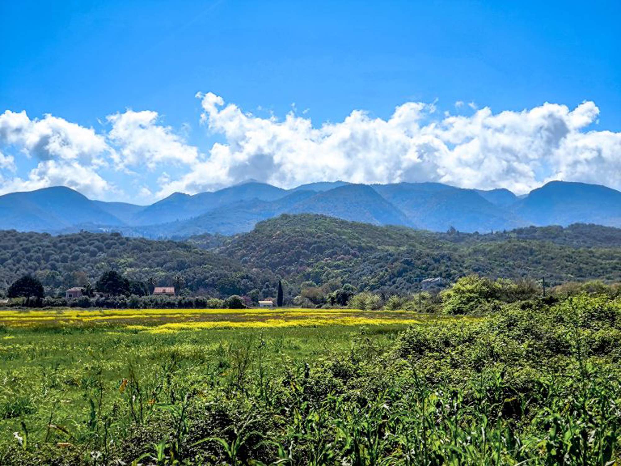 Καιρός: Από σήμερα Τετάρτη  φθινοπωρινό διάλειμμα με βροχές και αισθητή πτώση θερμοκρασίας.