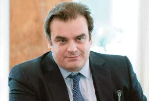 Τέλος στα «κόλπα» με τις αποδείξεις πάνω από 500 ευρώ – Οι «παγίδες» για επιχειρήσεις και φορολογούμενους.