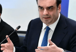 Ποιοι κερδίζουν από το νέο πακέτο της Κυβέρνησης  Μητσοτάκη: Συντάξεις, ενοίκια, παιδιά, diesel και χρέη – Όλα τα μέτρα ένα προς ένα.