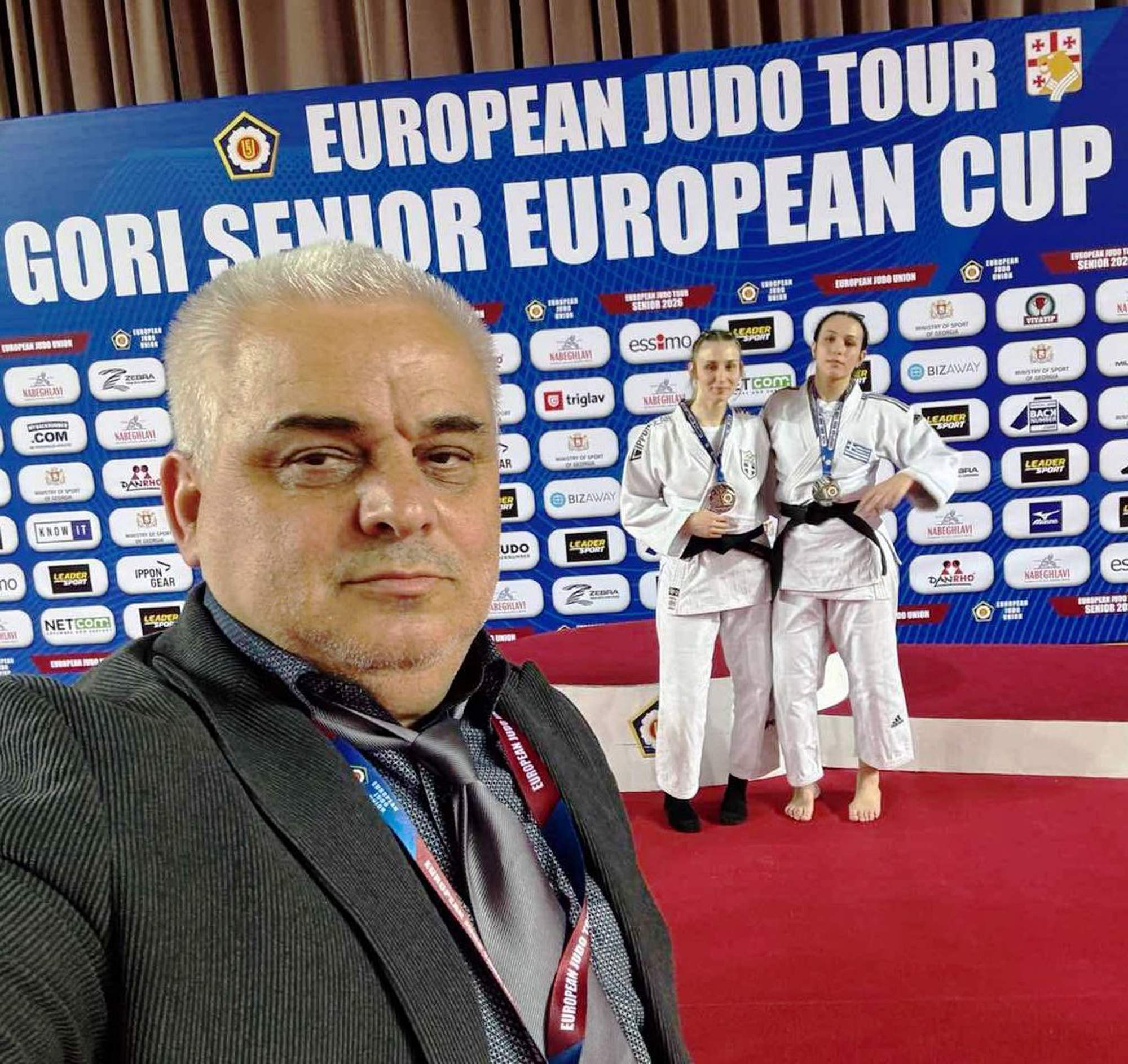 Δύο μετάλλια για τον ΕΟΣ Αχαρνών στο Ευρωπαϊκό Κύπελλο Τζούντο. Δύο μετάλλια για τον ΕΟΣ Αχαρνών στο Ευρωπαϊκό Κύπελλο Τζούντο.