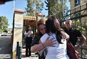 Ισόβια στον πρώτο κατηγορούμενο για τον θάνατο του 11χρονου Μάριου στο Μενίδι, ξέσπασε σε κλάματα η μητέρα του παιδιού